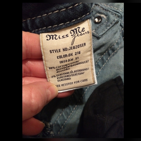 Miss Me 29 Mid-Rise Easy Boot Jeans Embellished & Embroidered with Silver Thread - Picture 5 of 10